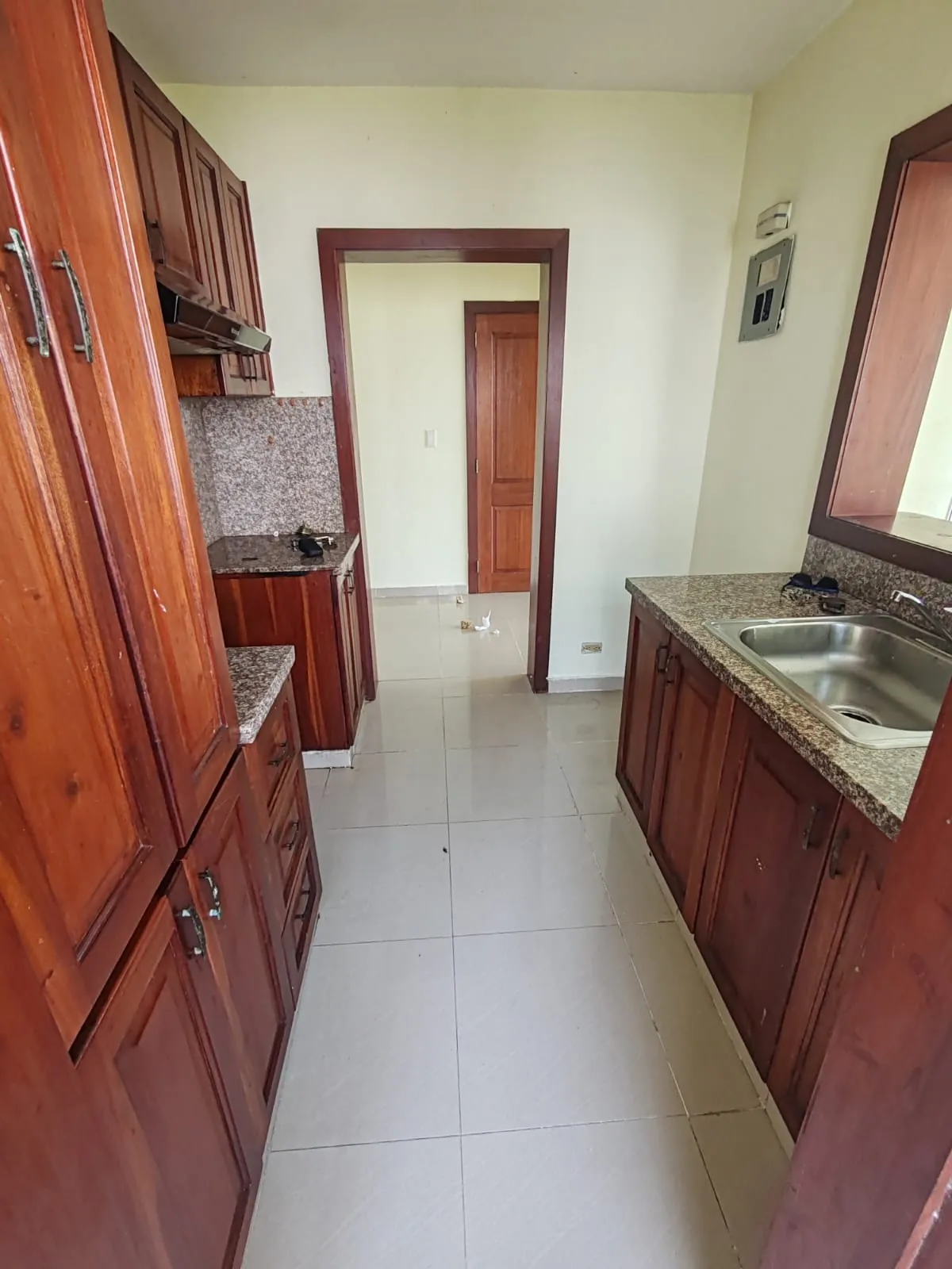 Apartamento en Venta en Santo Domingo Este — 3 Hab, Residencial Reyoli — foto 5