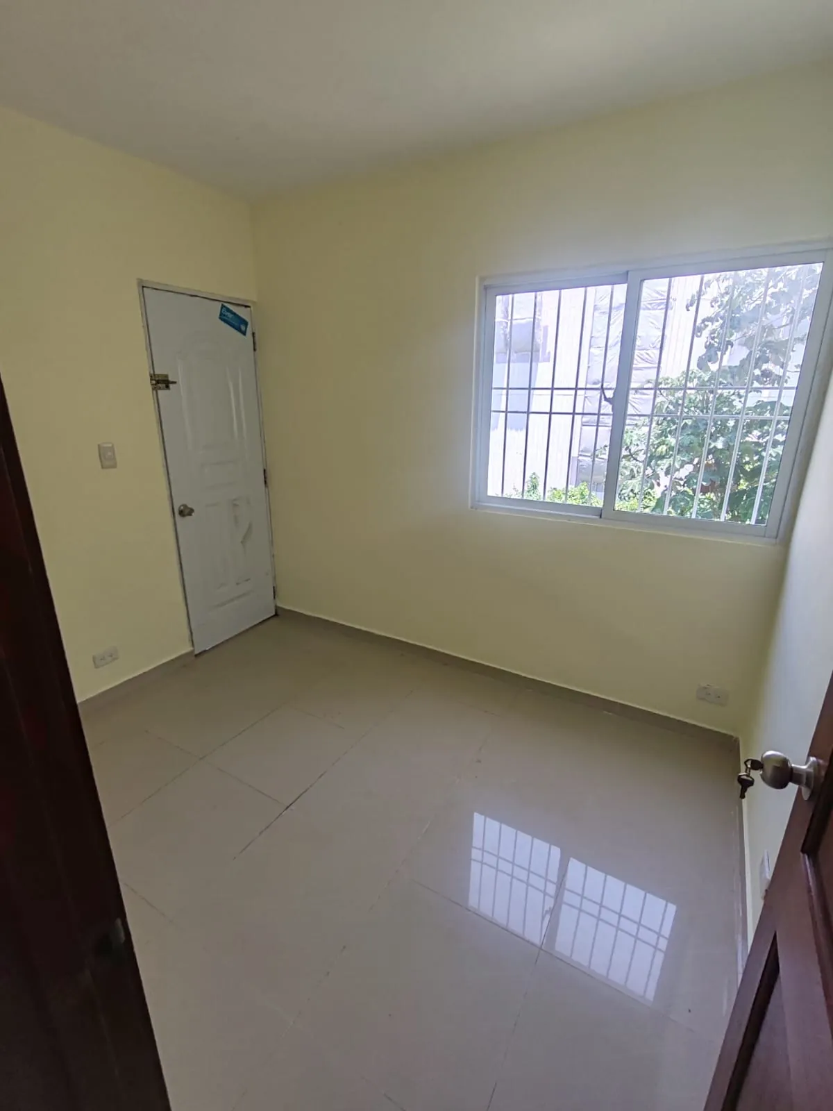 Apartamento en Venta en Santo Domingo Este — 3 Hab, Residencial Reyoli — foto 9