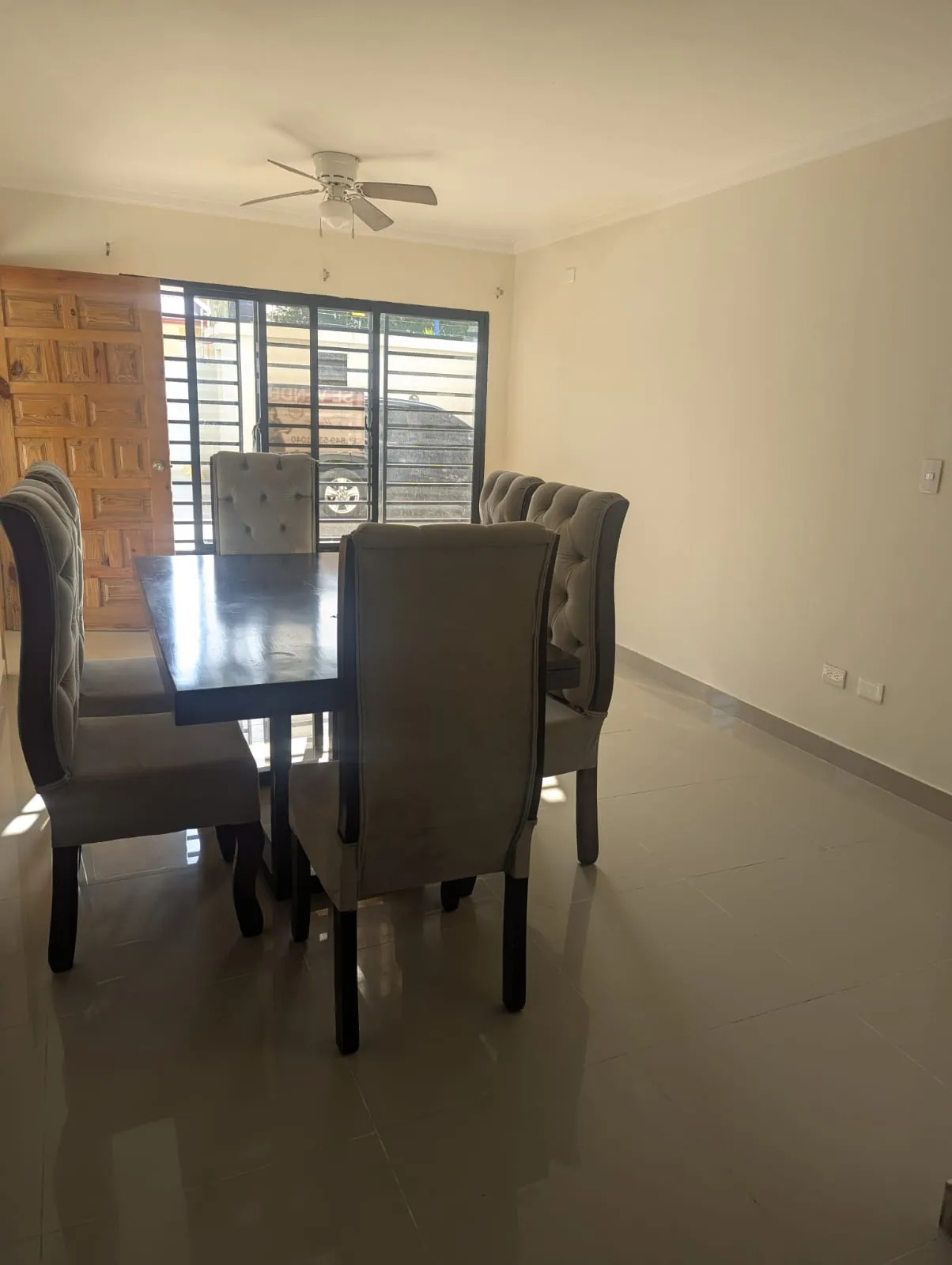 Apartamento en Venta en La Ureña, Santo Domingo Este — 3 Hab en 1er Nivel — foto 6