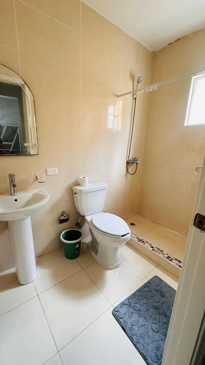 Apartamento en Venta en la Av. Ecológica — 3 Hab con Terraza Privada — foto 10