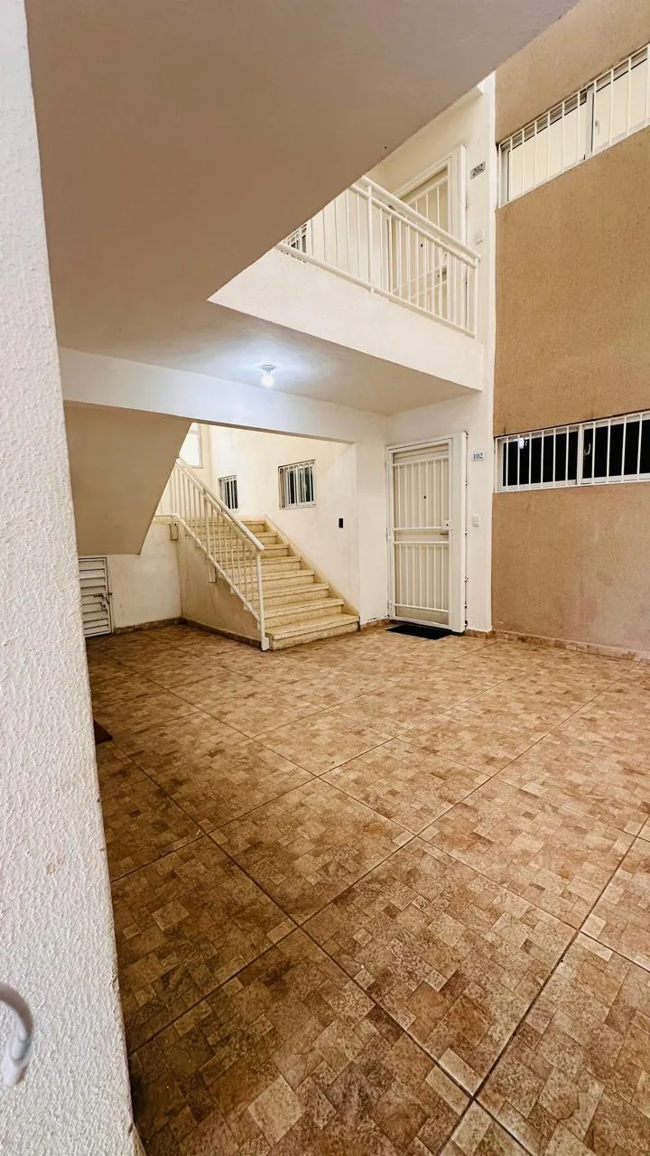 Apartamento en Venta en la Av. Ecológica — 3 Hab con Terraza Privada — foto 3