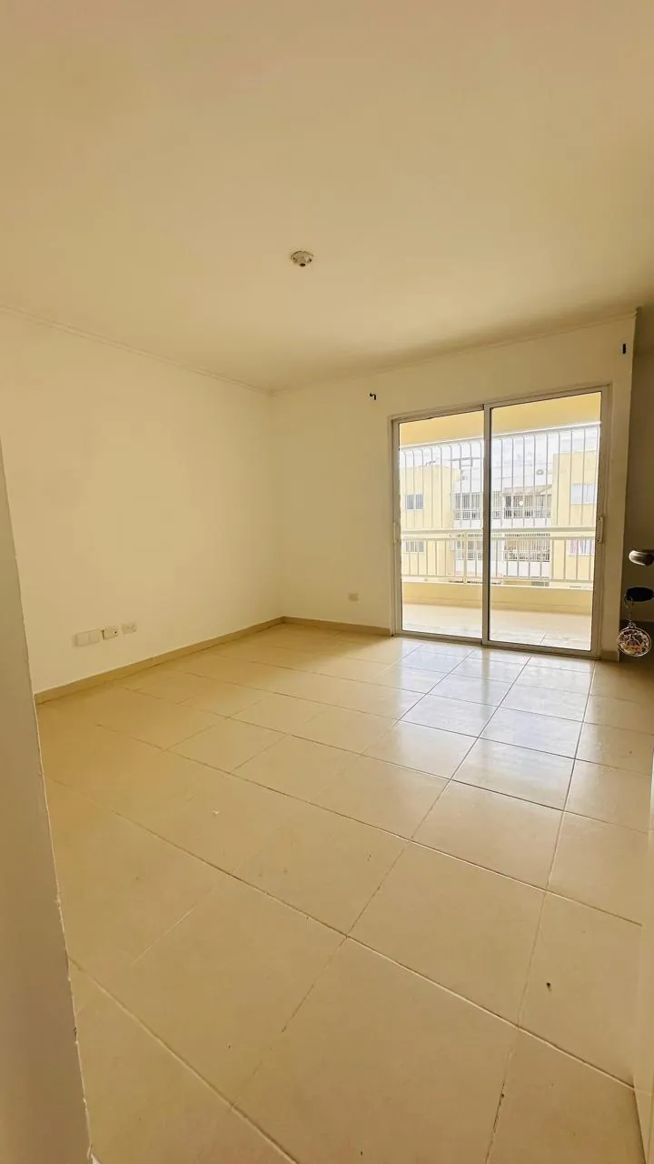 Apartamento en Venta en la Av. Ecológica — 3 Hab con Terraza Privada — foto 4