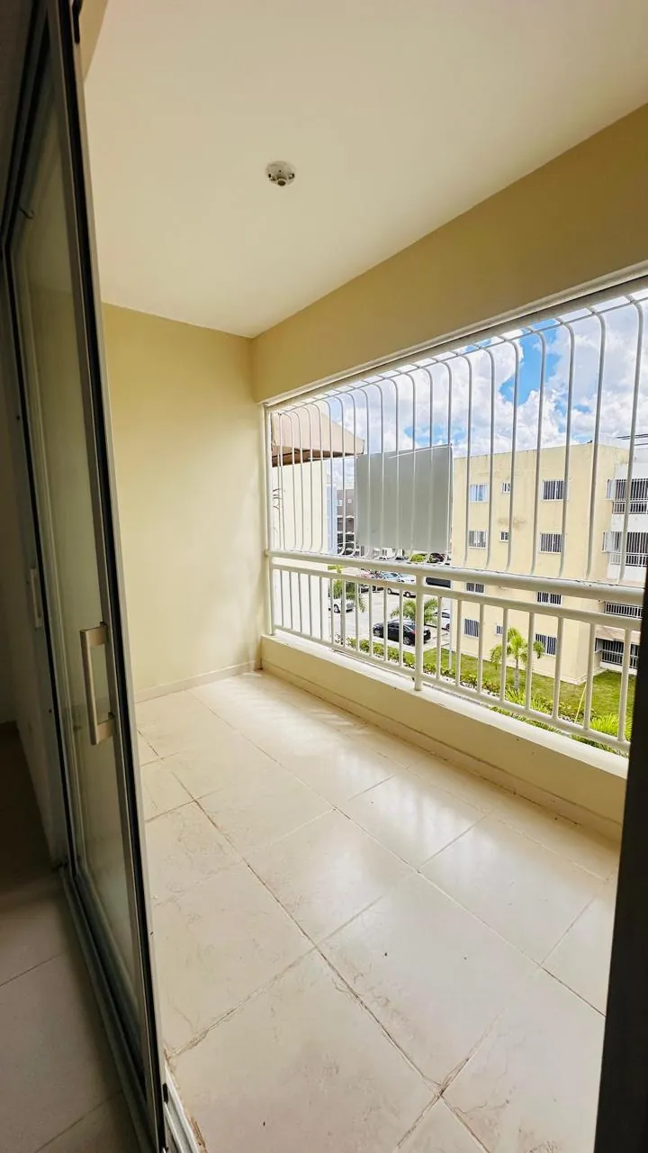 Apartamento en Venta en la Av. Ecológica — 3 Hab con Terraza Privada — foto 5