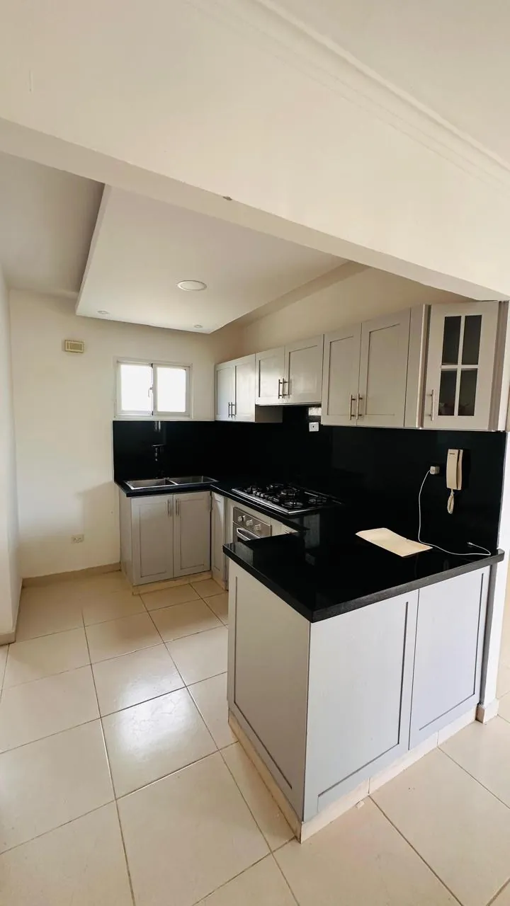 Apartamento en Venta en la Av. Ecológica — 3 Hab con Terraza Privada — foto 6