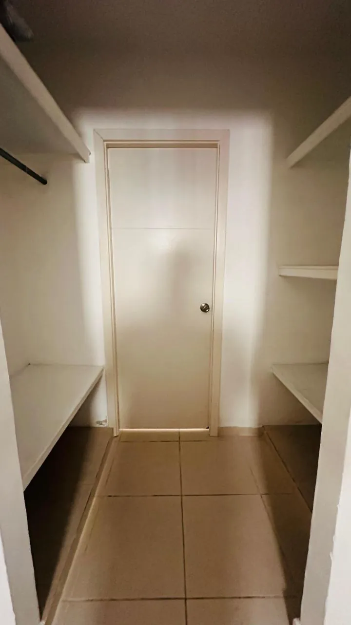 Apartamento en Venta en la Av. Ecológica — 3 Hab con Terraza Privada — foto 9
