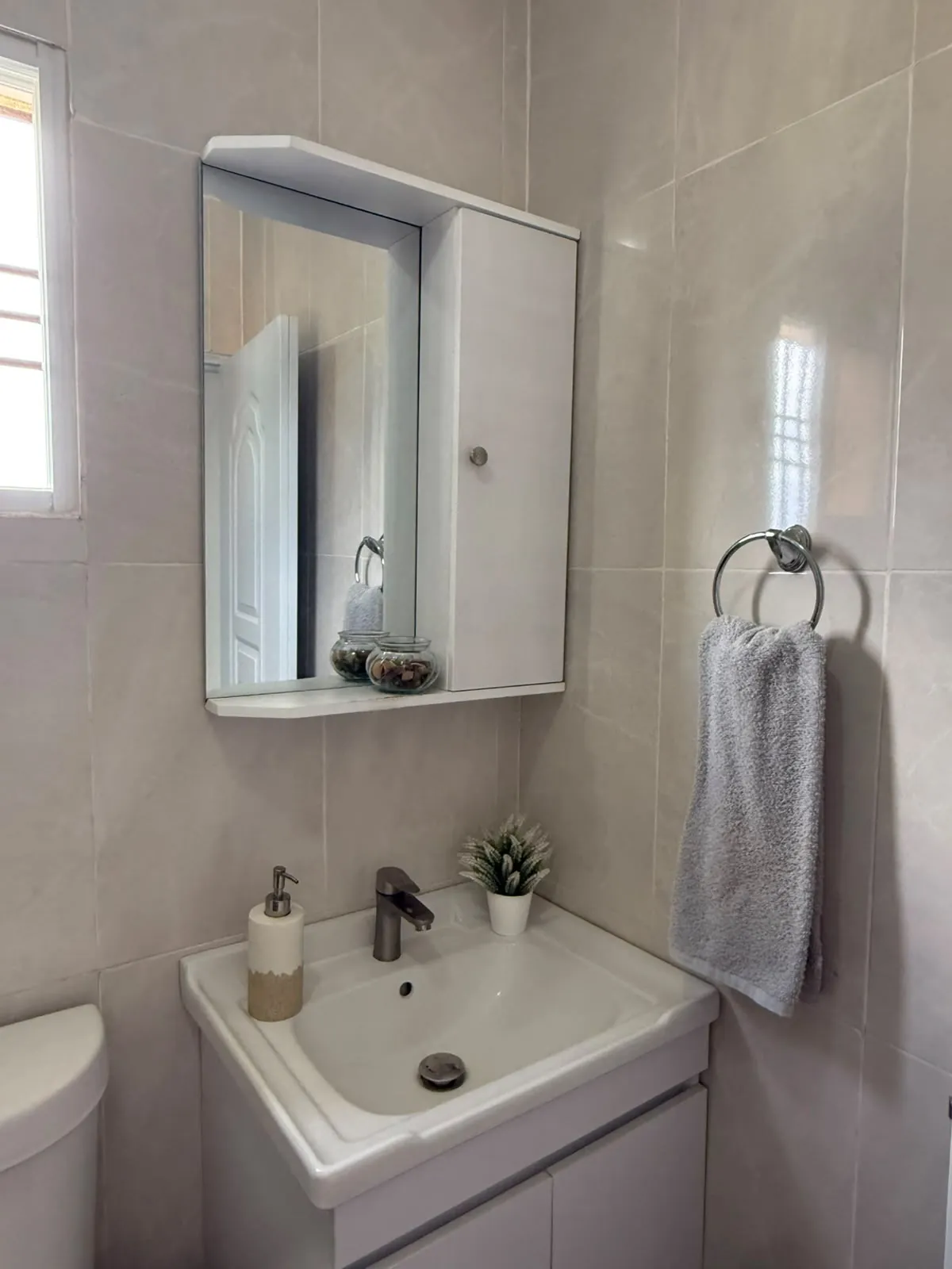 Apartamento en Venta en Alma Rosa II, Santo Domingo Este — 130 m² Remodelado — foto 12