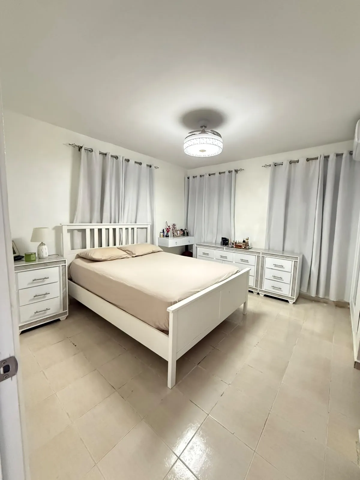 Apartamento en Venta en Alma Rosa II, Santo Domingo Este — 130 m² Remodelado — foto 8