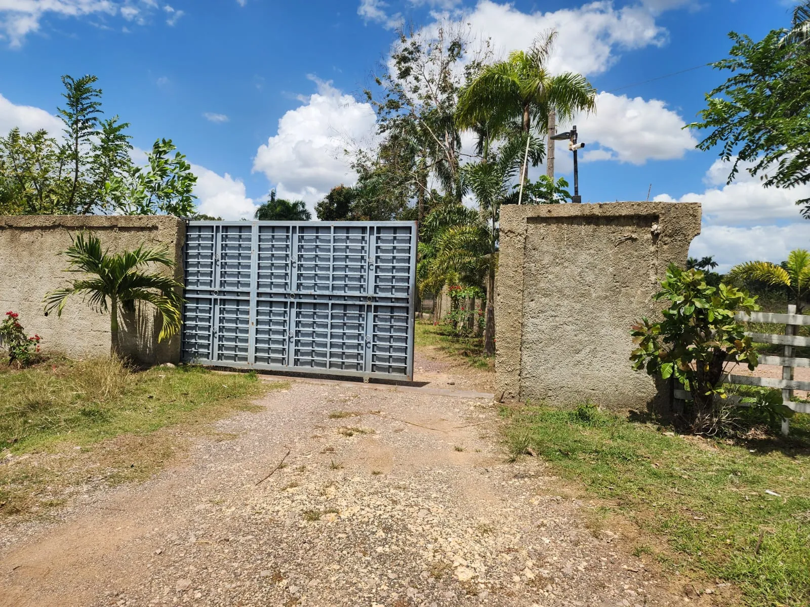 Terreno en Venta de 1,830 m² para Desarrollo Inmobiliario