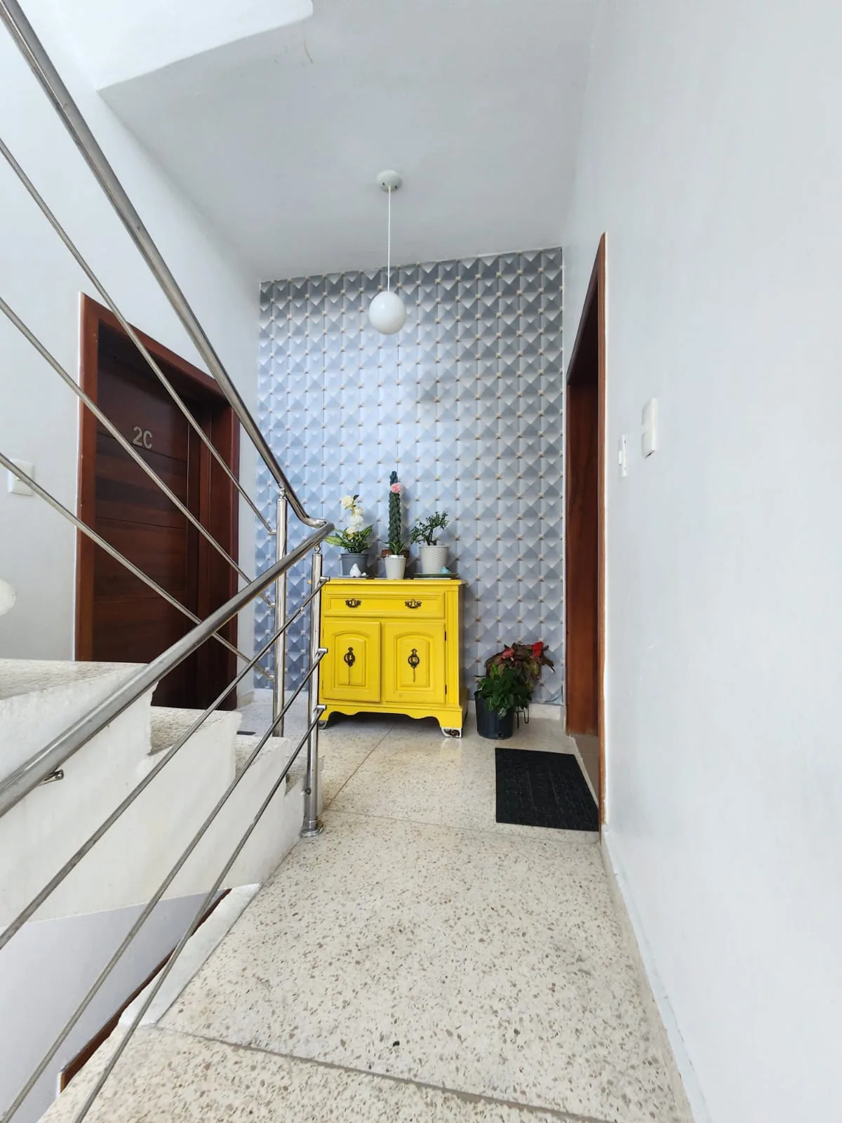Apartamento en Venta en Santo Domingo Oeste — 3 Hab, Terraza de 60 m², La Ceiba — foto 2