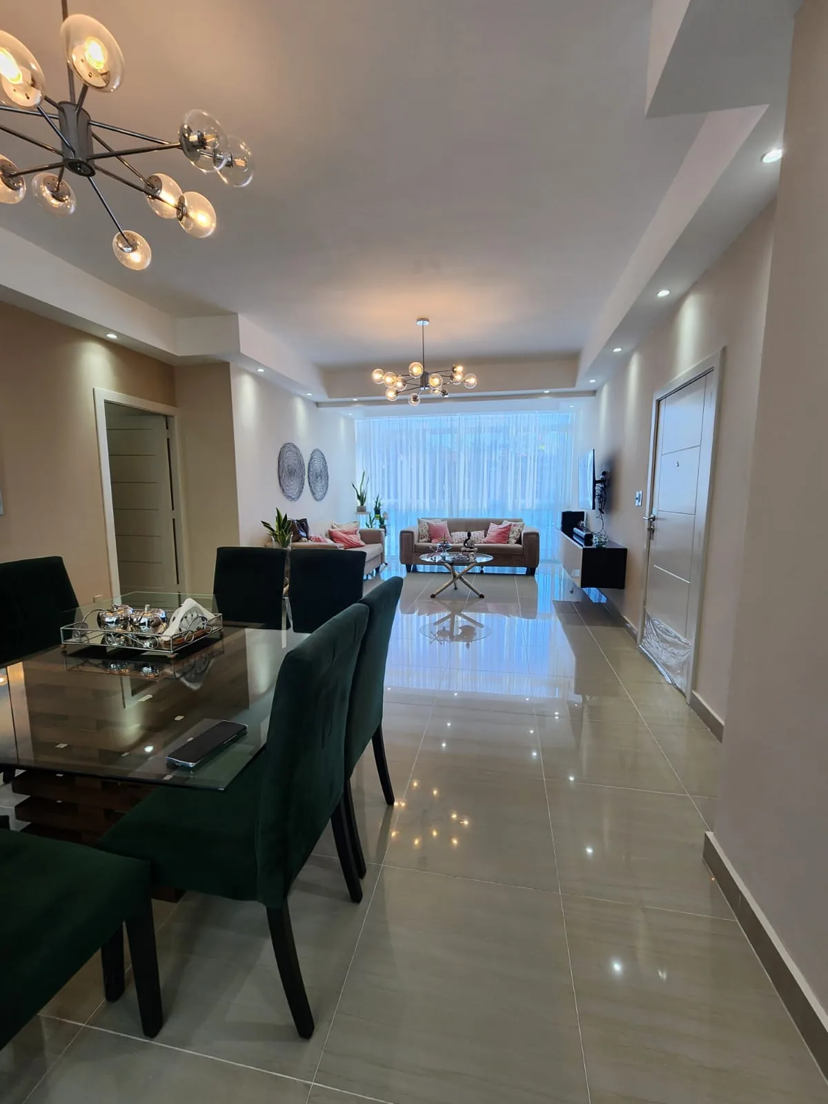 Apartamento en Venta en Santo Domingo Oeste — 3 Hab, Terraza de 60 m², La Ceiba — foto 8
