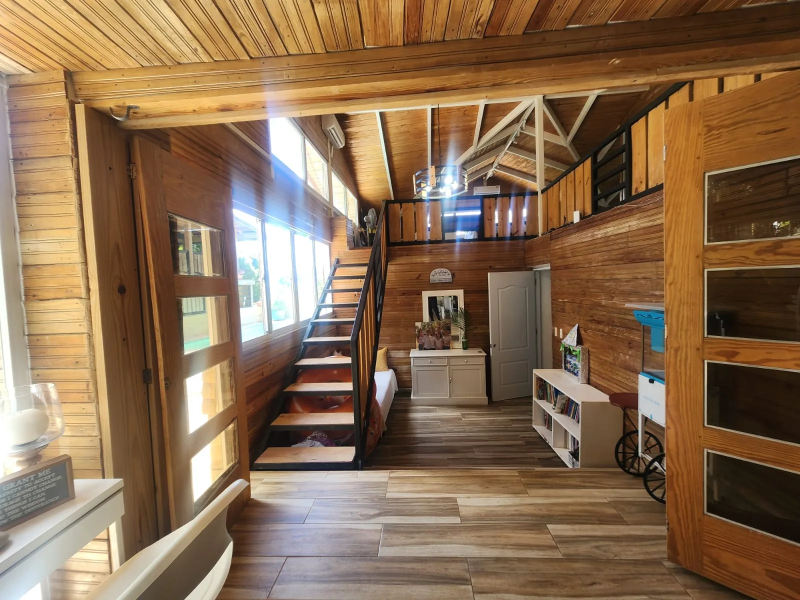 Villa en Venta en Autopista Duarte Km 22 — 4 Hab, Amueblada, Proyecto Cerrado — foto 18