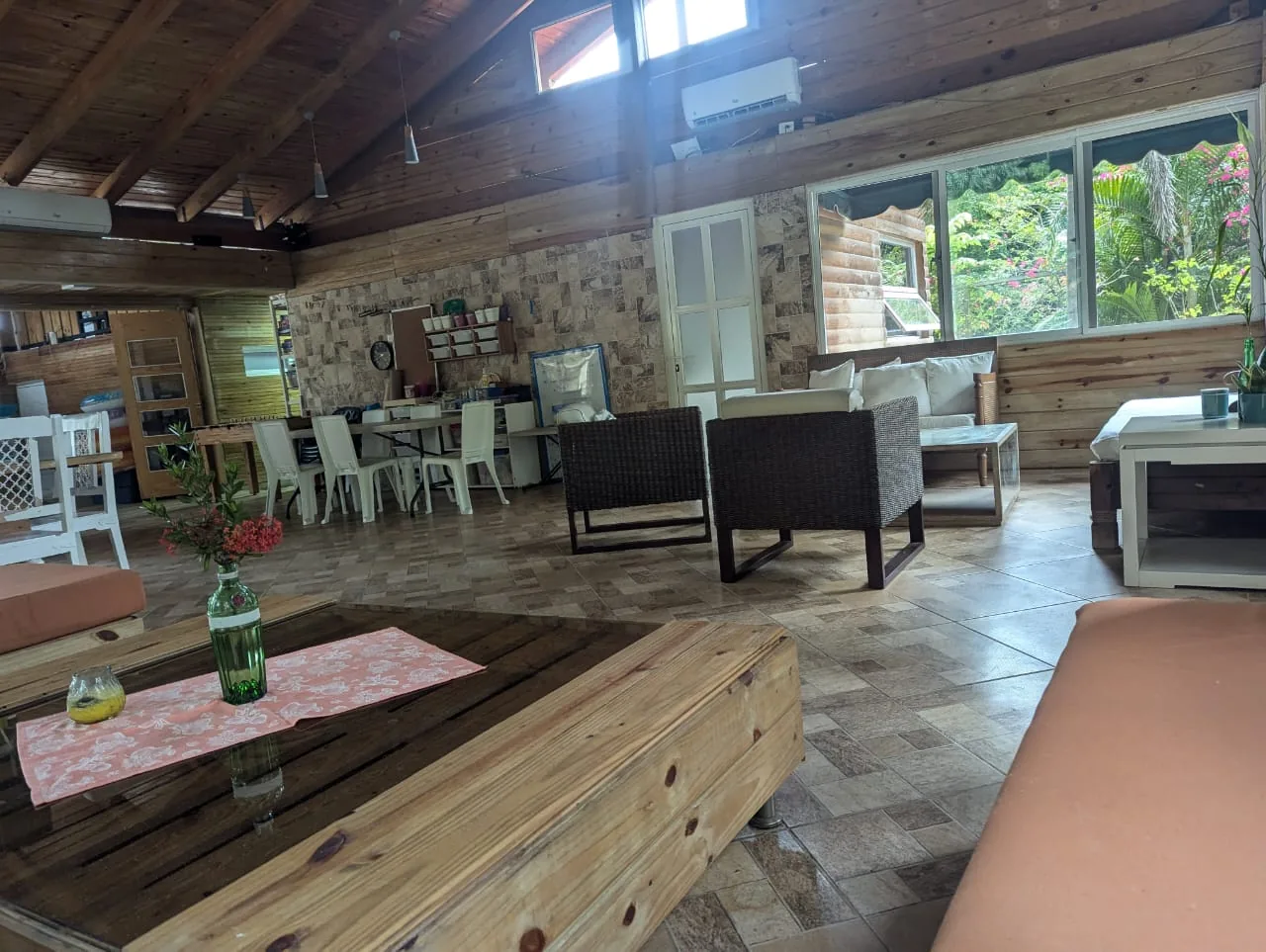 Villa en Venta en Autopista Duarte Km 22 — 4 Hab, Amueblada, Proyecto Cerrado — foto 5