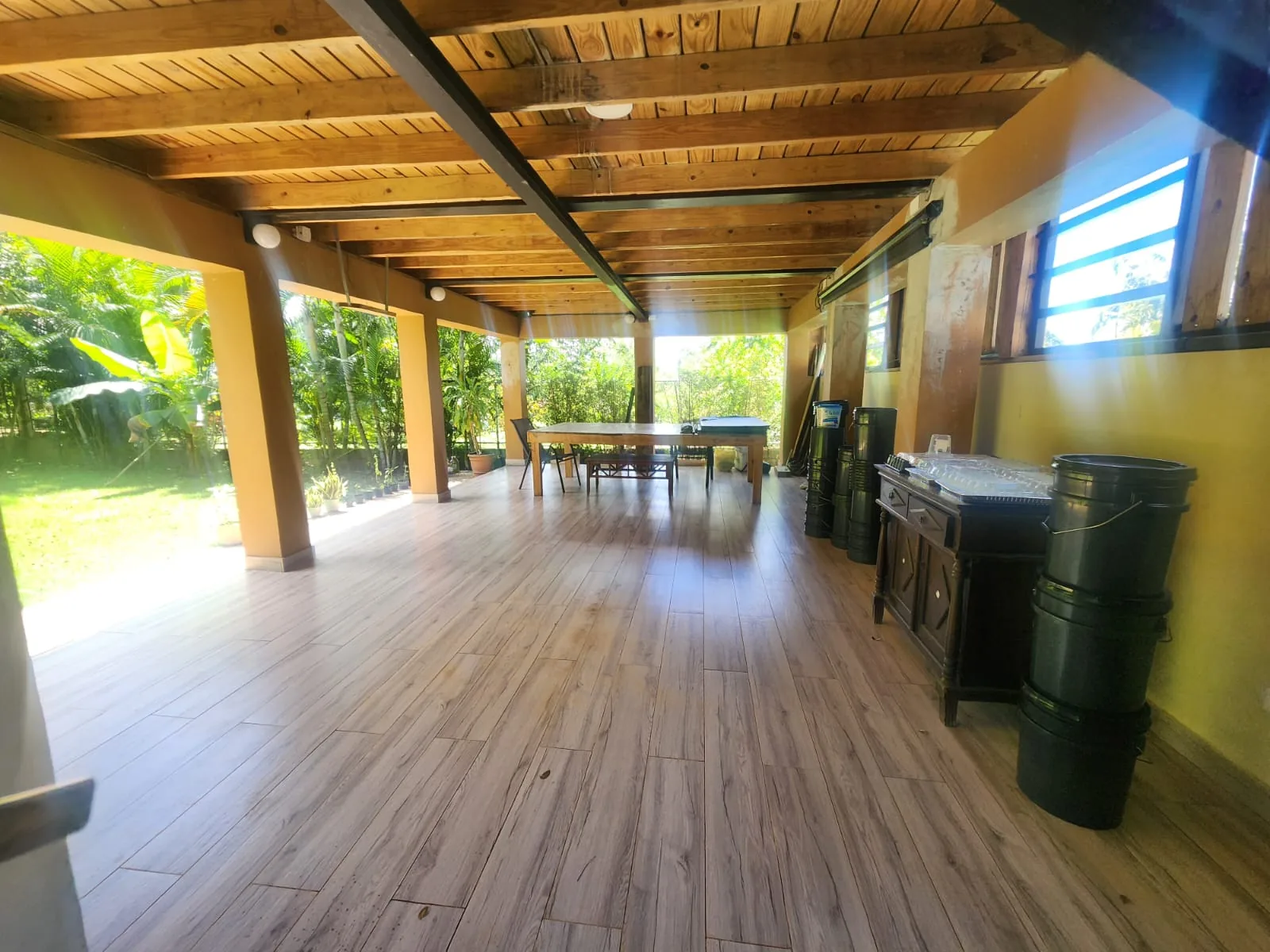 Villa en Venta en Autopista Duarte Km 22 — 4 Hab, Amueblada, Proyecto Cerrado — foto 9