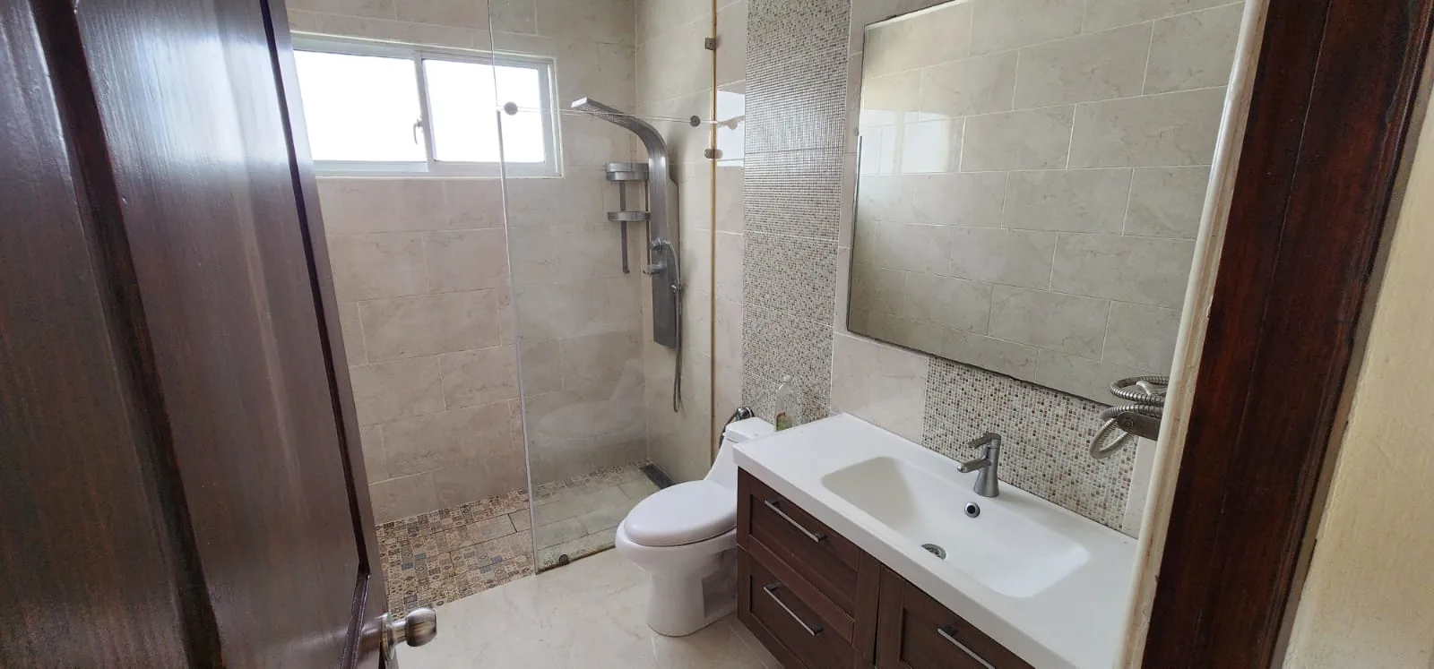 Apartamento en Venta cerca de Megacentro, Santo Domingo Este — 131 m², 3 Hab — foto 11