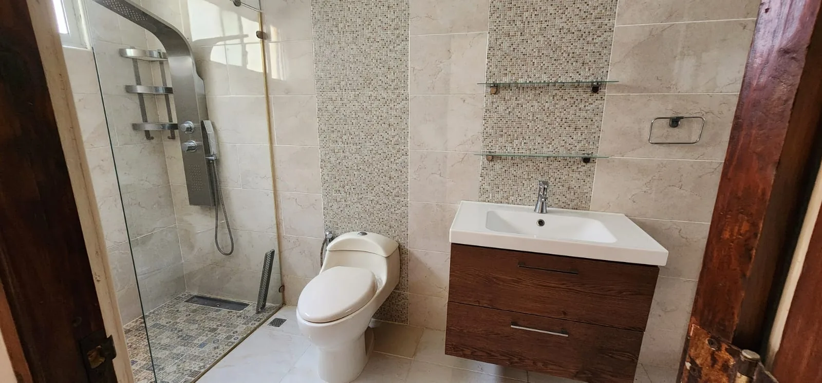 Apartamento en Venta cerca de Megacentro, Santo Domingo Este — 131 m², 3 Hab — foto 8