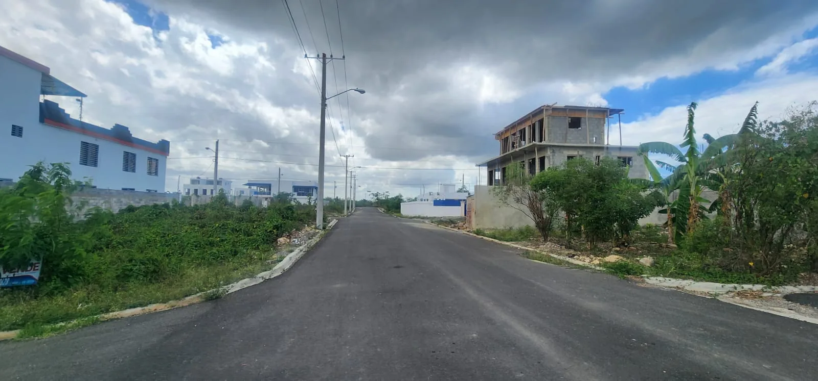 Solar de Esquina en Venta en la Av. Ecológica, Santo Domingo Este — foto 3