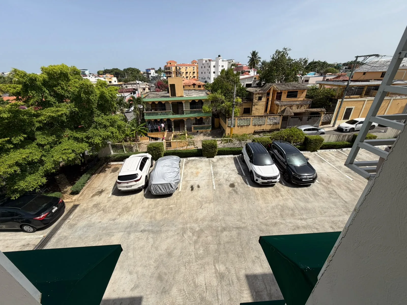 Apartamento en Venta en Carretera Mella, Santo Domingo Este — 3 Hab con Terraza — foto 4