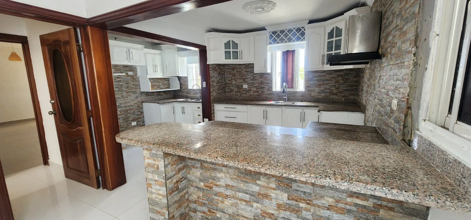 Casa en Venta en Av. Ecológica, Santo Domingo Este — 3 Niveles, 3 Hab con Terraza — foto 11