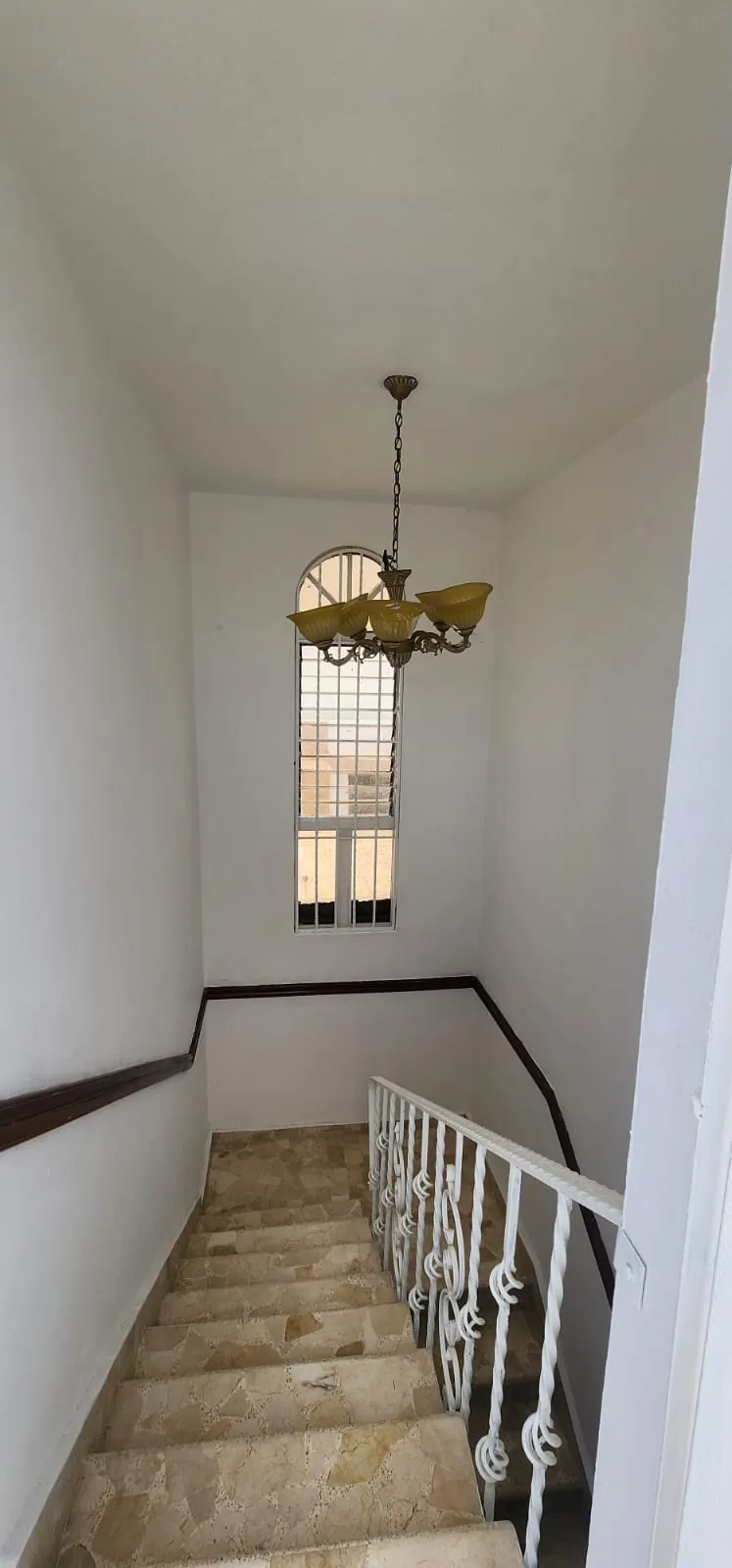 Casa en Venta en Av. Ecológica, Santo Domingo Este — 3 Niveles, 3 Hab con Terraza — foto 4