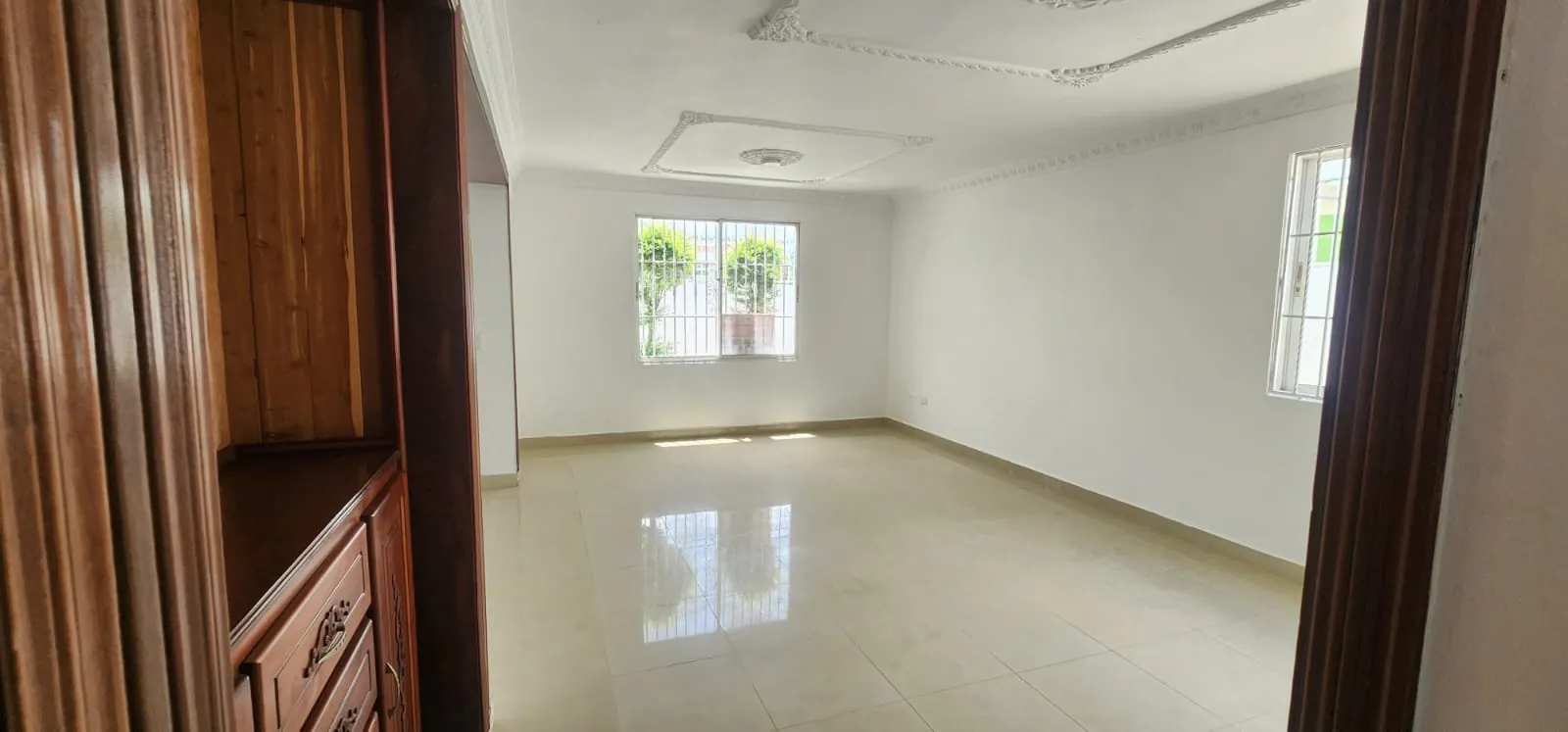 Casa en Venta en Av. Ecológica, Santo Domingo Este — 3 Niveles, 3 Hab con Terraza — foto 6